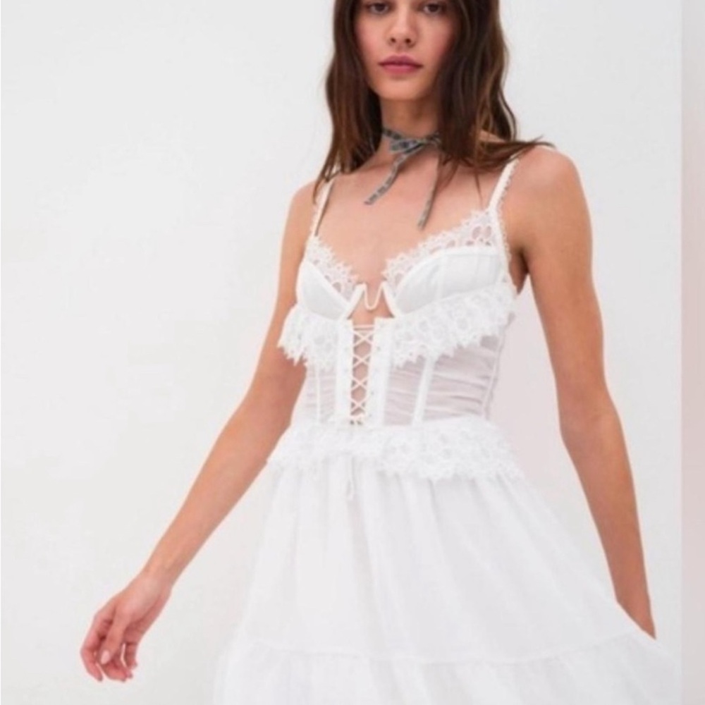 NWT For Love & Lemons Farmhouse White Floral Corset mini dress Size S